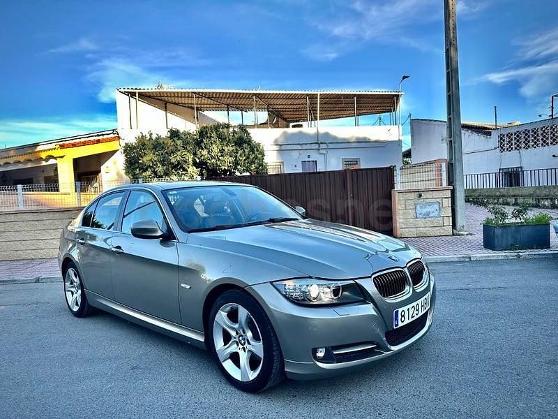 Usado BMW 318 143 CV (105 kW) 2011 Beige Berlina