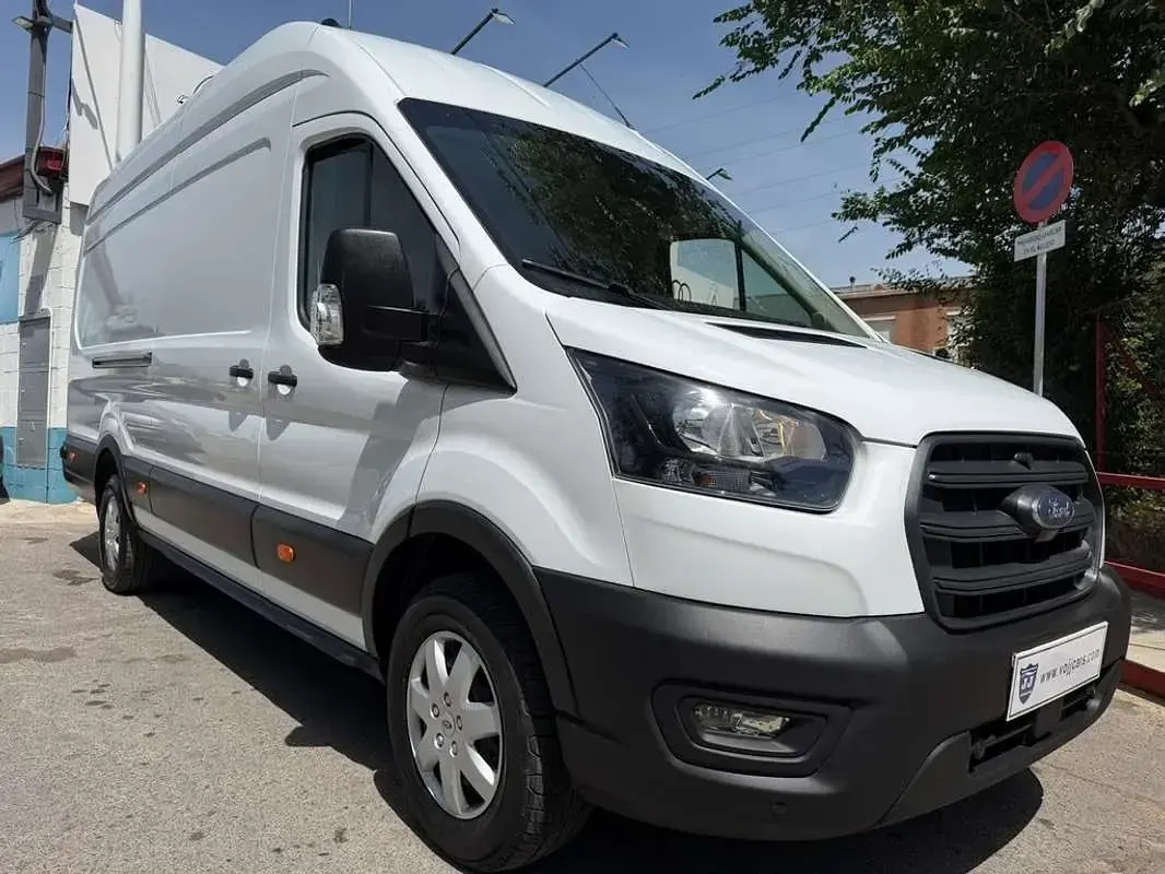 Usado Ford Transit Trend 170 CV (125 kW) 2022 Blanco Van