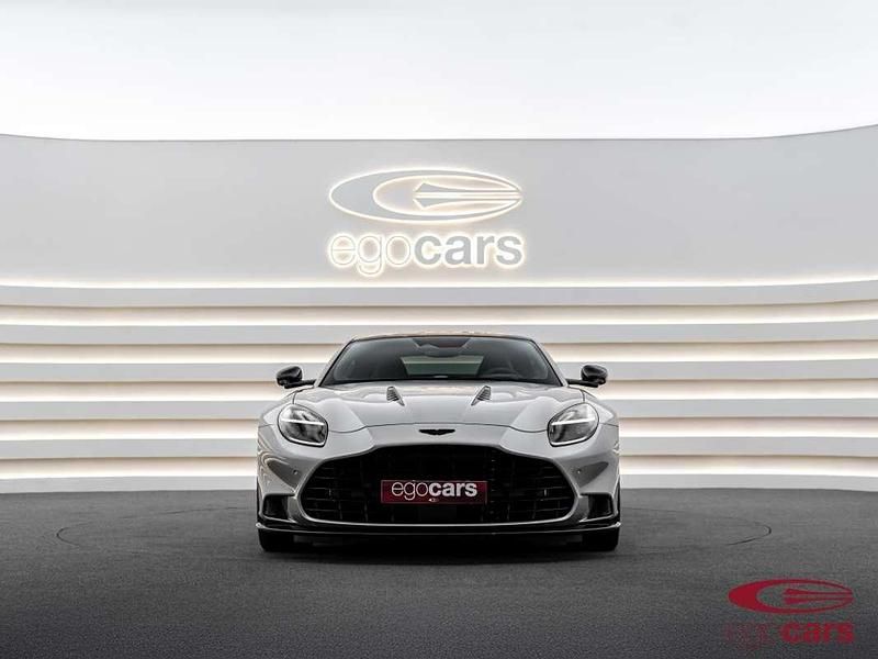 Usado Aston Martin Vanquish 836 CV (614 kW) 2018 Plateado Coupe