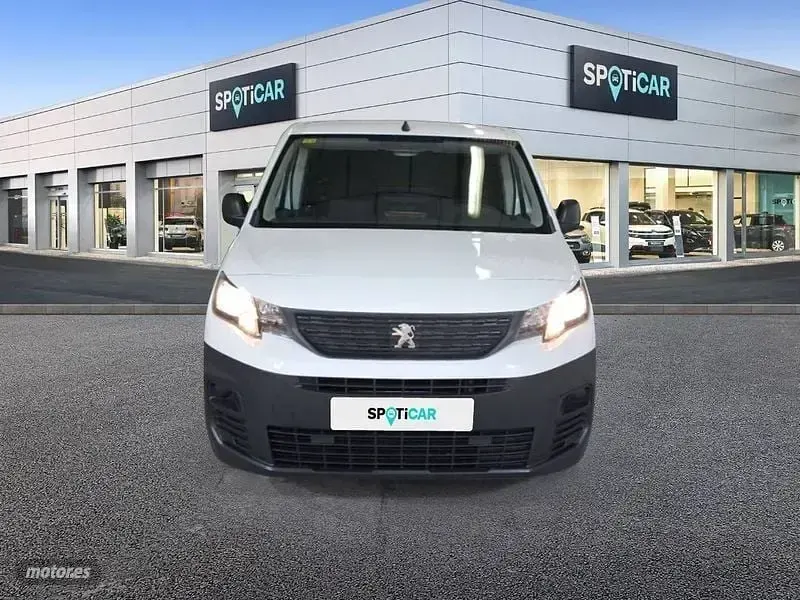 Usado Peugeot Partner 98 CV (72 kW) 2021 Blanco Monovolumen
