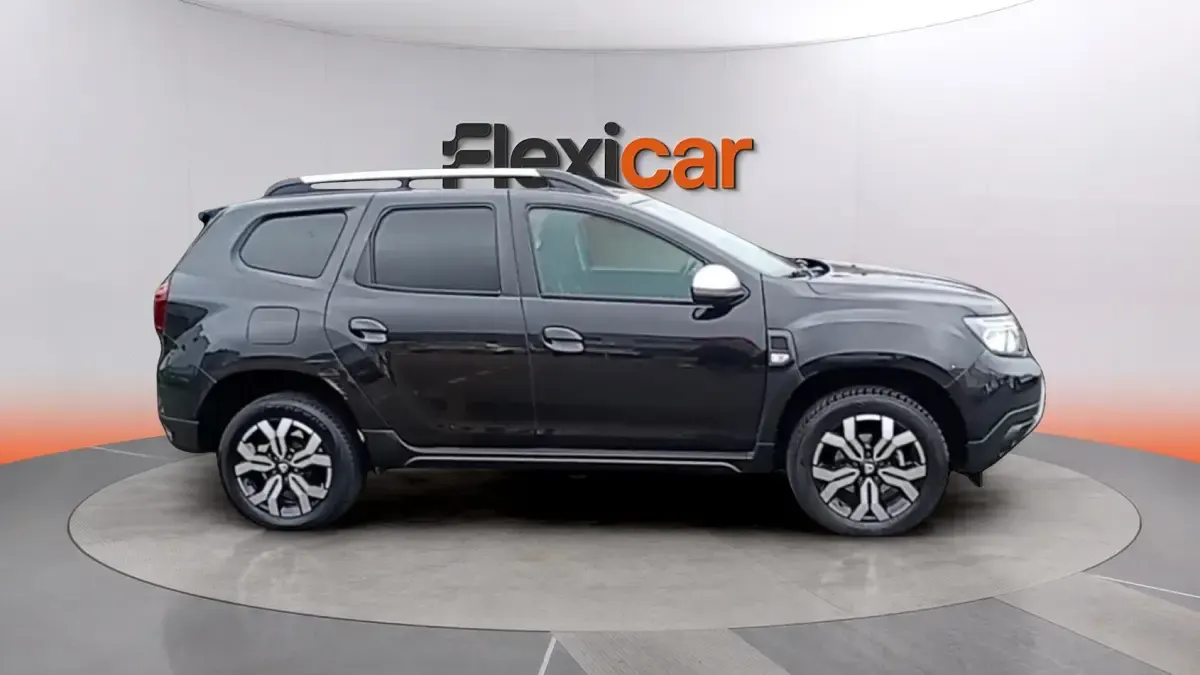 Usado Dacia Duster Comfort 116 CV (85 kW) 2021 Negro SUV