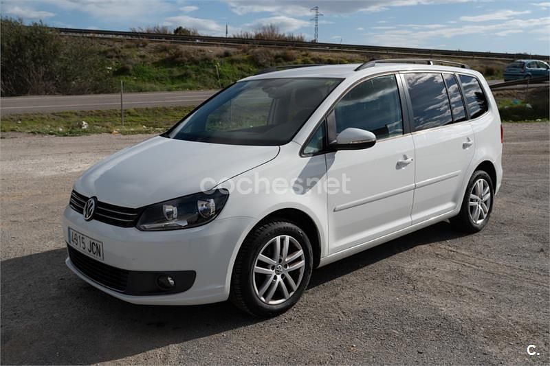 Usado VW Touran Advance 105 CV (77 kW) 2015 Blanco Monovolumen