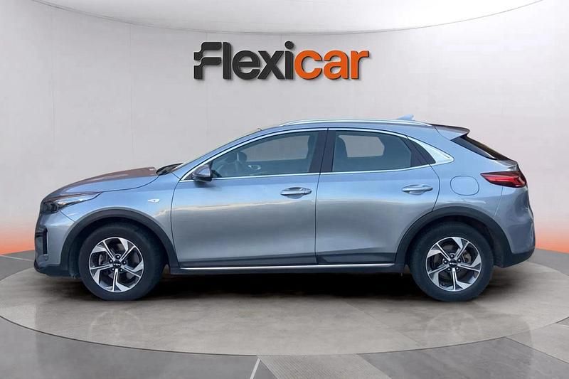 Usado Kia XCeed 120 CV (88 kW) 2023 Gris SUV