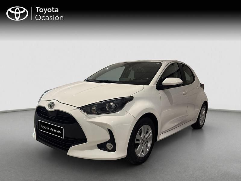Usado Toyota Yaris Edition 125 CV (91 kW) 2022 Blanco Utilitario