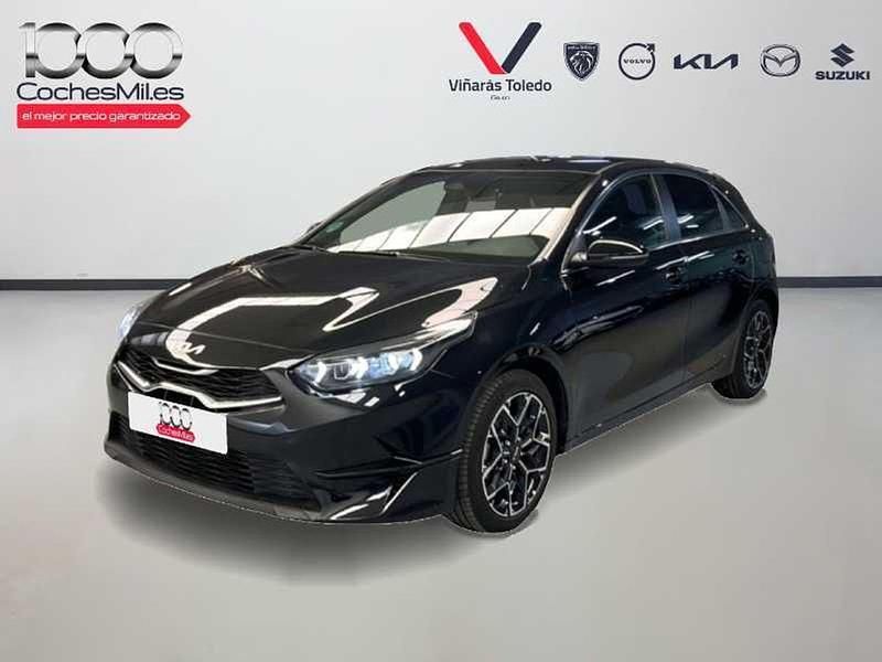Usado Kia Ceed Style 101 CV (74 kW) 2025 Negro Utilitario