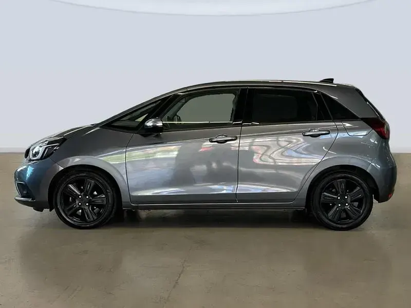 Usado Honda Jazz Executive 109 CV (80 kW) 2023 Gris / plata Utilitario