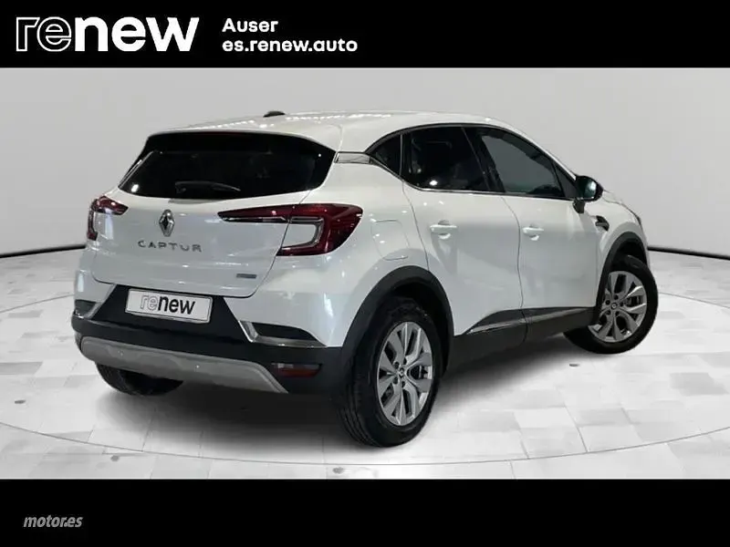 Usado Renault Captur Zen 145 CV (106 kW) 2022 Blanco SUV