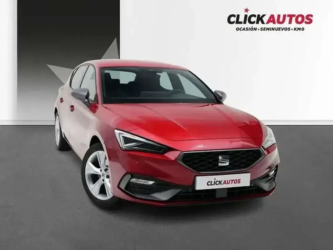 Usado Seat Leon FR 150 CV (110 kW) 2025 Rojo Utilitario