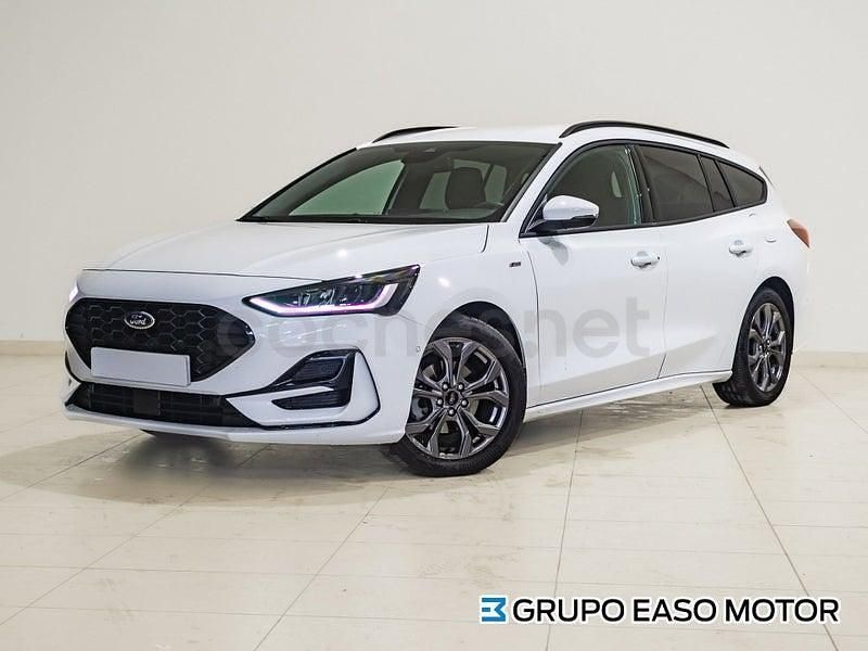 Blanco Usado 2023 Ford Focus ST-Line X Familiar | 23.900 € (Caro) - Imagen 1/4