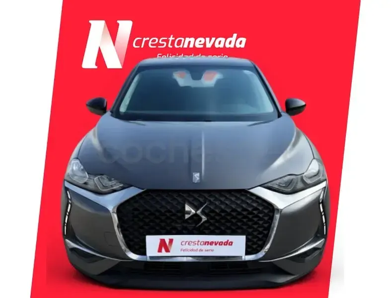 Usado DS Automobiles DS3 Crossback So Chic 110 CV (80 kW) 2021 Gris / plata SUV