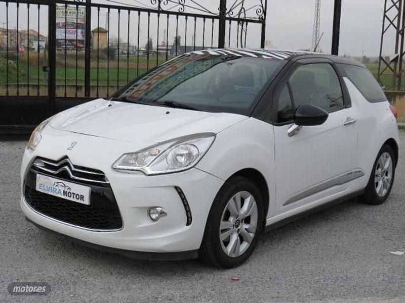 Usado Citroën DS3 So Chic 99 CV (72 kW) 2014 Blanco Coupe