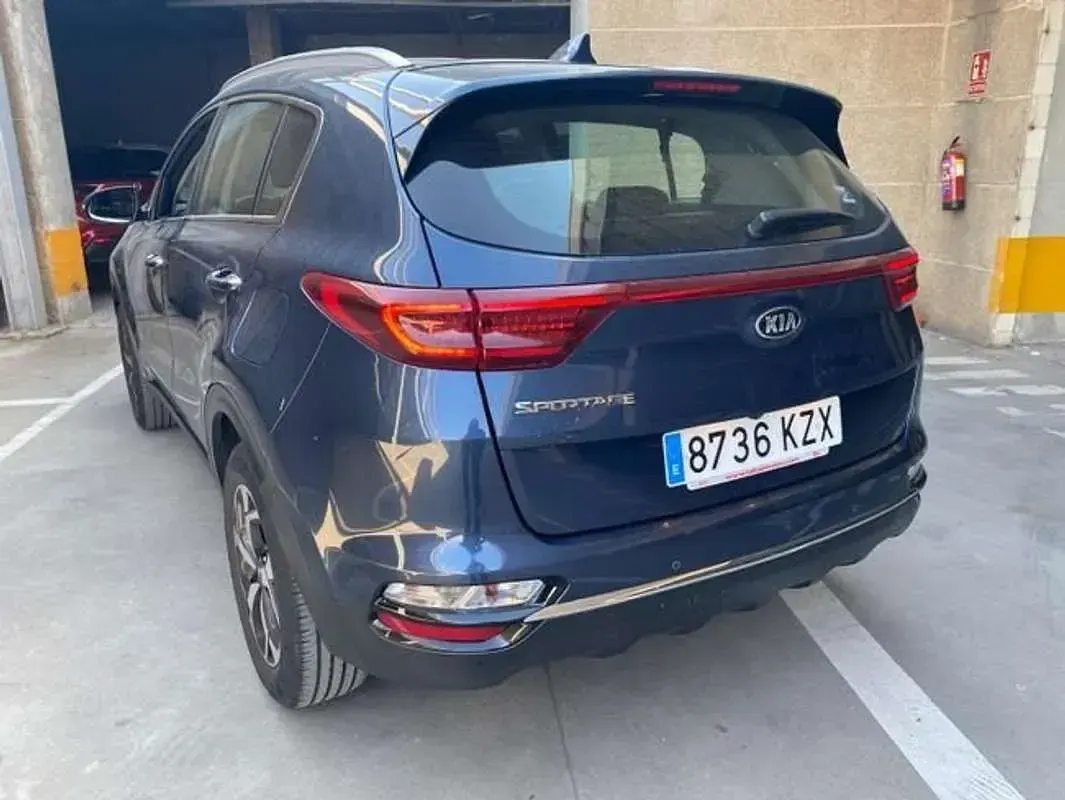Usado Kia Sportage 132 CV (97 kW) 2019 Azul SUV