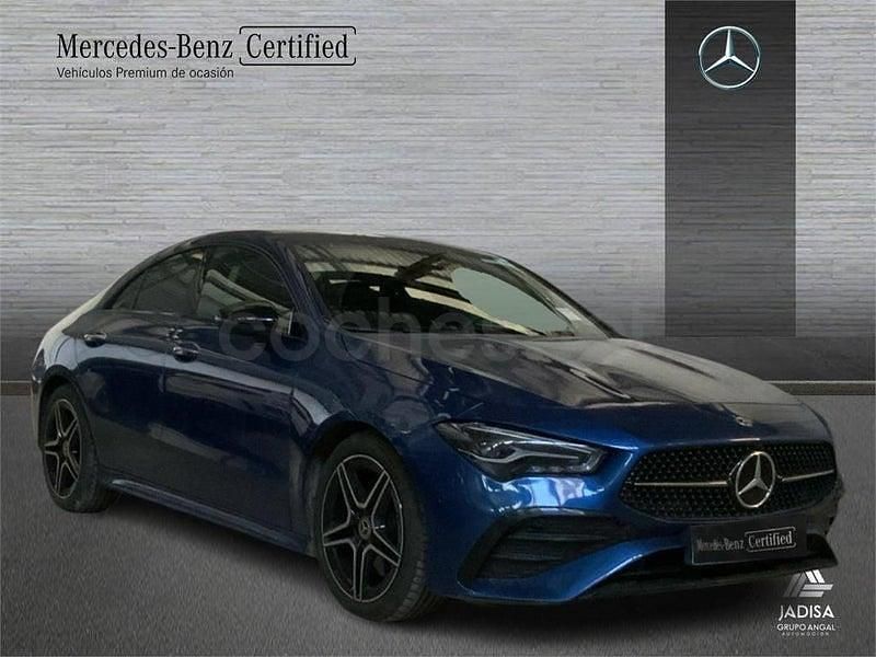 Usado Mercedes CLA200 163 CV (119 kW) 2025 Azul Berlina