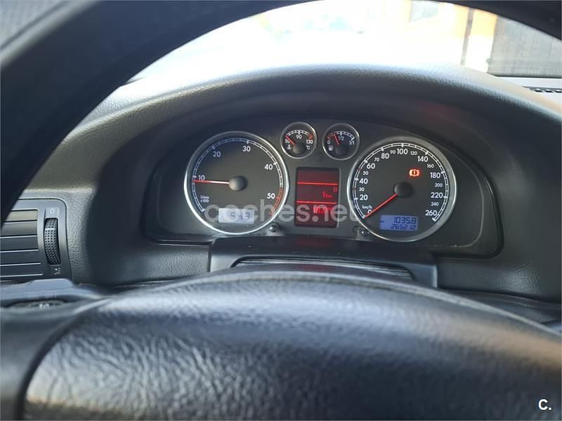 Brugt VW Passat Comfortline 130 HK (95 kW) 2004 Grå Stationcar