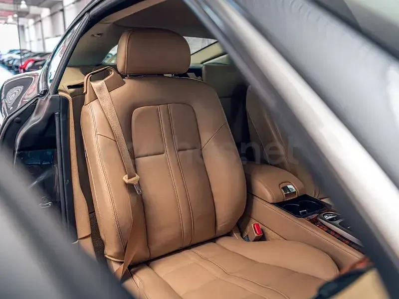Usado Jaguar XK8 298 CV (219 kW) 2007 Gris / plata Coupe