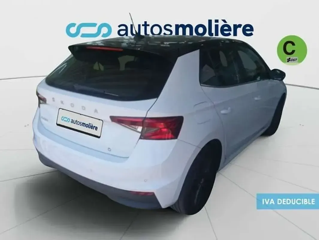 Usado Skoda Fabia Style 95 CV (69 kW) 2022 Blanco Utilitario