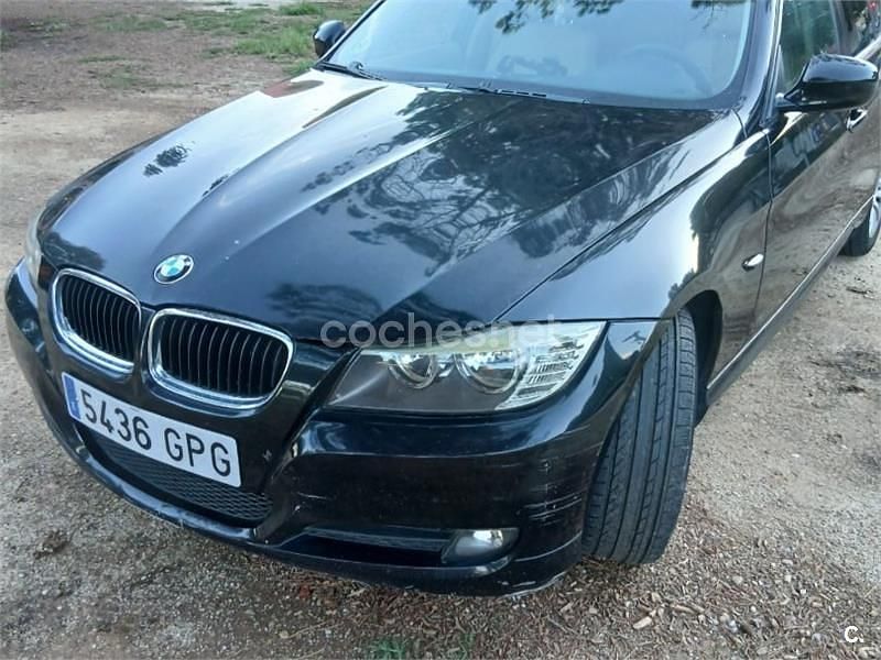 Negro Usado 2009 BMW 320 Berlina | 6700 € (Precio justo) - Imagen 1/4