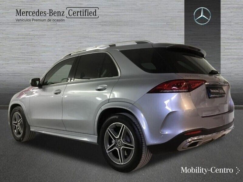 Usado Mercedes GLE300 AMG line 272 CV (200 kW) 2023 Gris selenita SUV