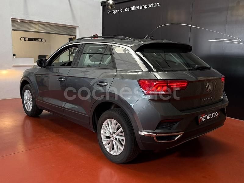 Usado VW T-Roc Advance 115 CV (84 kW) 2020 Gris / plata SUV