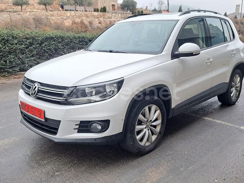 Blanco Usado 2013 VW Tiguan SUV | 9490 € (Buen precio) - Imagen 1/4