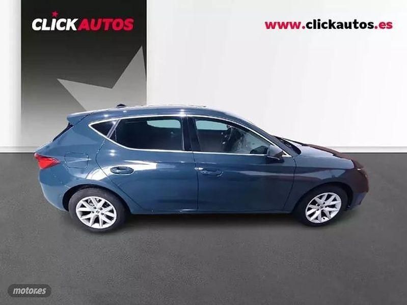 Usado Seat Leon Style 115 CV (84 kW) 2025 Azul