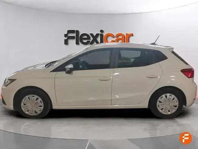Usado Seat Ibiza Reference 80 CV (58 kW) 2023 Blanco Utilitario