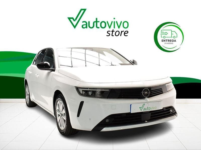 Blanco Nuevo 2025 Opel Astra Edition Berlina | 20.500 € (Buen precio) - Imagen 1/4