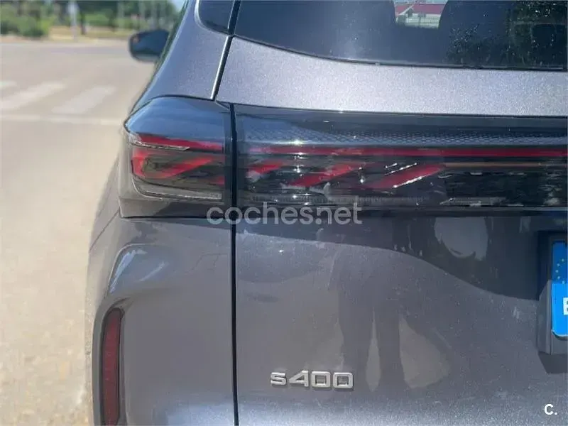 Usado Ebro s400 211 CV (155 kW) 2025 Gris / plata SUV