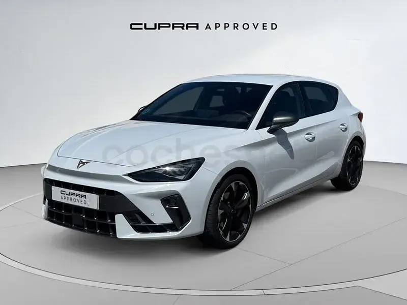 Usado Cupra Leon 150 CV (110 kW) 2025 Blanco Berlina
