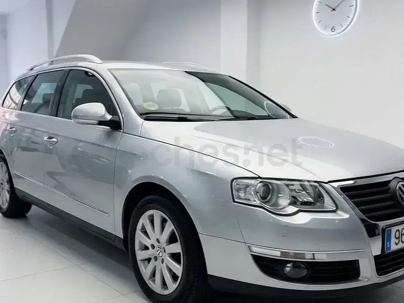 Usado VW Passat Advance 140 CV (102 kW) 2008 Gris / plata Familiar