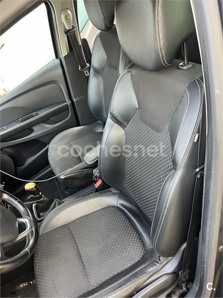 Negro Usado 2018 Renault Clio IV Zen Berlina | 10.000 € (Buen precio) - Imagen 1/4