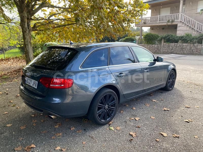 Usado Audi A4 190 CV (139 kW) 2010 Gris / plata Familiar