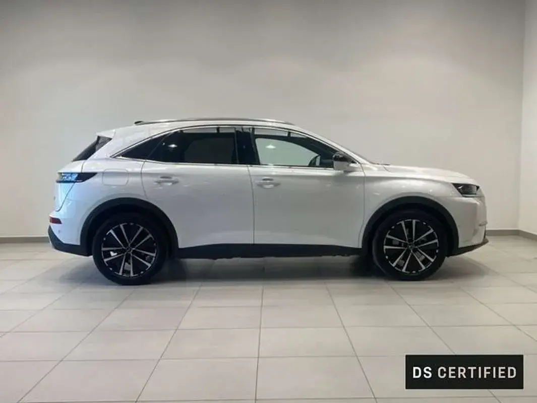 Usado DS Automobiles DS7 Crossback Rivoli 226 CV (166 kW) 2023 Blanco SUV