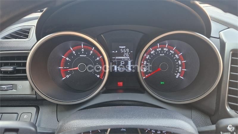 Usado SsangYong Tivoli 128 CV (94 kW) 2016 Negro SUV