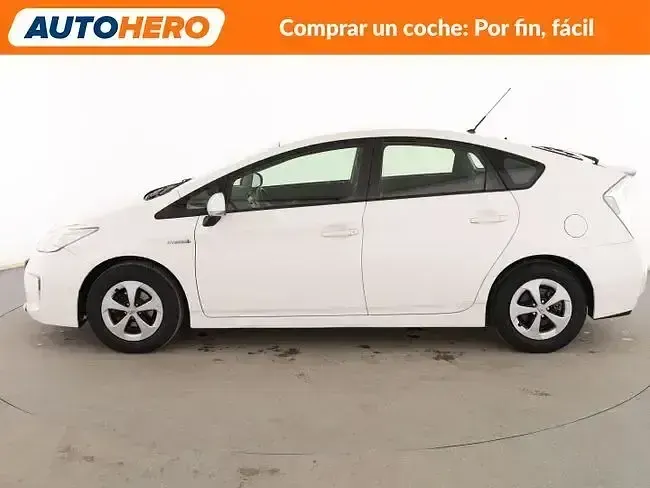 Usado Toyota Prius Advance 136 CV (100 kW) 2015 Blanco Berlina
