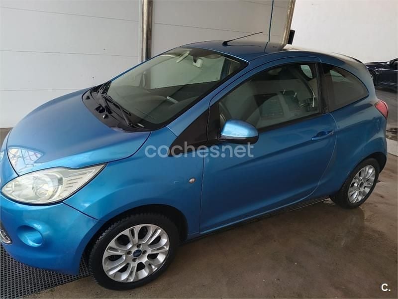 Usado Ford Ka Titanium 69 CV (50 kW) 2009 Azul Utilitario