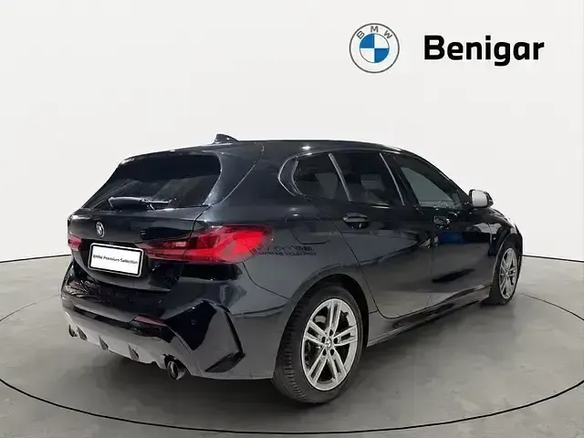 Usado BMW 118 Executive 150 CV (110 kW) 2022 Negro Utilitario