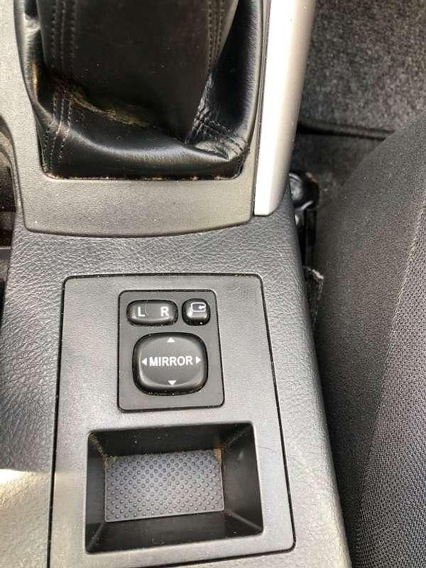 Usado Toyota RAV4 Sol 136 CV (100 kW) 2007 Azul SUV