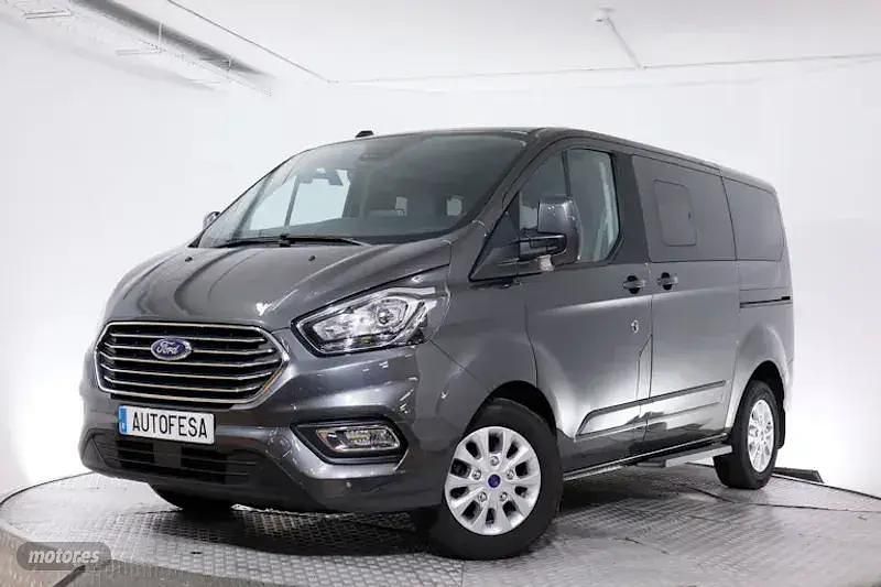 Gris Usado 2023 Ford Tourneo Monovolumen | 35.450 € (Super precio) - Imagen 1/4