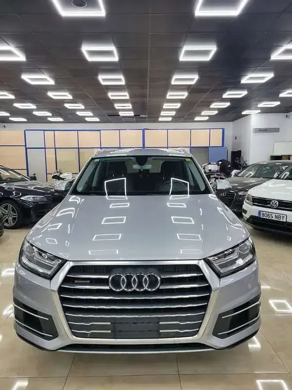 Usado Audi Q7 272 CV (200 kW) 2015 Gris SUV