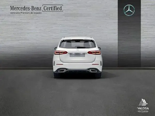 Usado Mercedes B250e 218 CV (160 kW) 2022 Blanco polar Utilitario