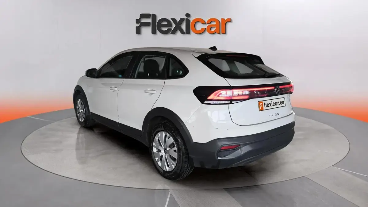 Usado VW Taigo Life 95 CV (69 kW) 2023 Beige SUV