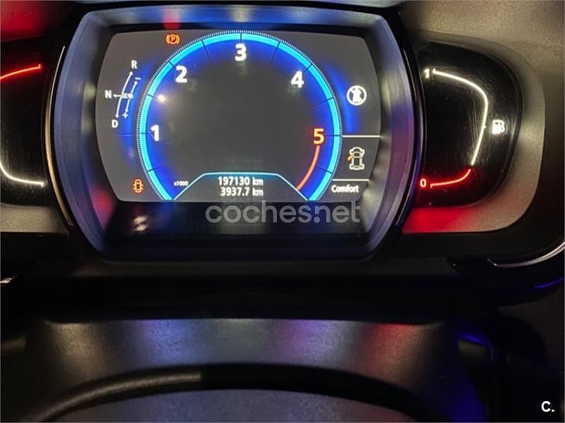 Usado Renault Espace Zen 160 CV (117 kW) 2017 Marrón Monovolumen