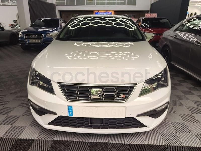 Usado Seat Leon FR 180 CV (132 kW) 2018 Blanco Familiar