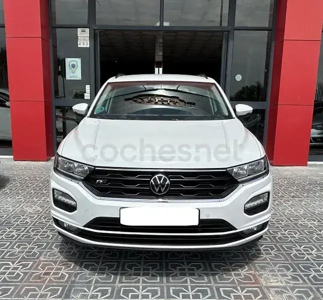 Usado VW T-Roc Advance 110 CV (80 kW) 2022 Blanco SUV