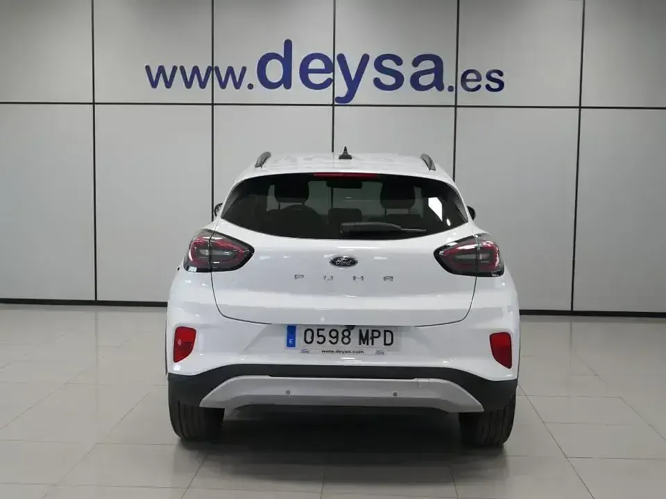 Usado Ford Puma Titanium 125 CV (91 kW) 2024 Blanco SUV