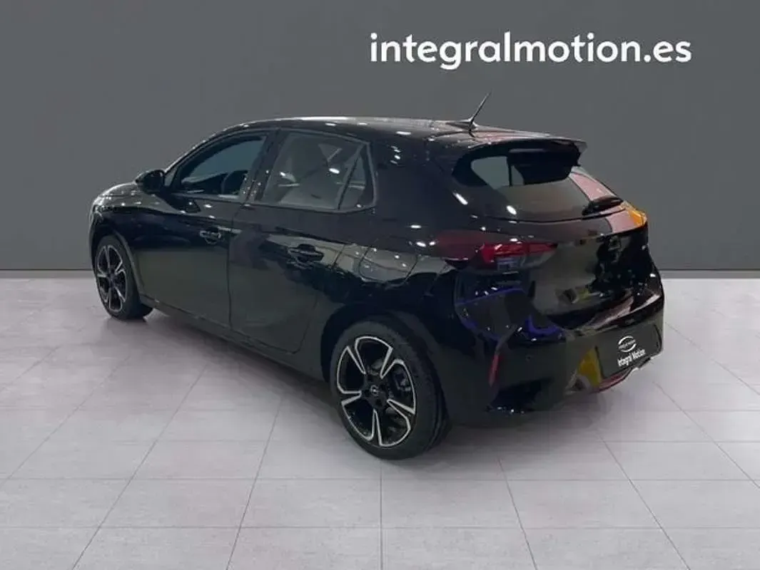 Nuevo Opel Corsa 110 CV (80 kW) 2026 Negro Utilitario