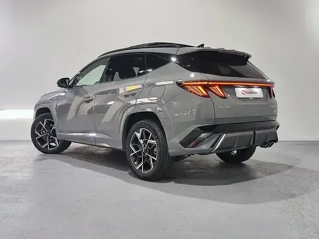 Nuevo Hyundai Tucson N Line 215 CV (158 kW) 2026 Gris / plata SUV