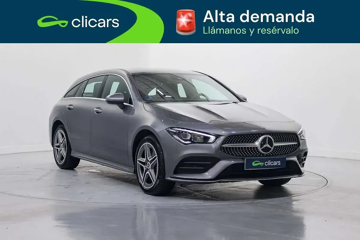 Usado Mercedes CLA250e Shooting Brake 165 CV (121 kW) 2023 Gris Familiar