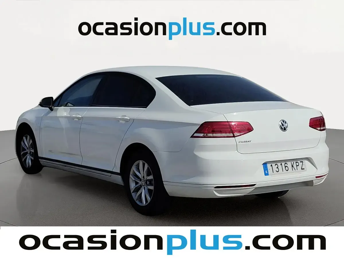 Usado VW Passat Edition 150 CV (110 kW) 2018 Blanco Berlina